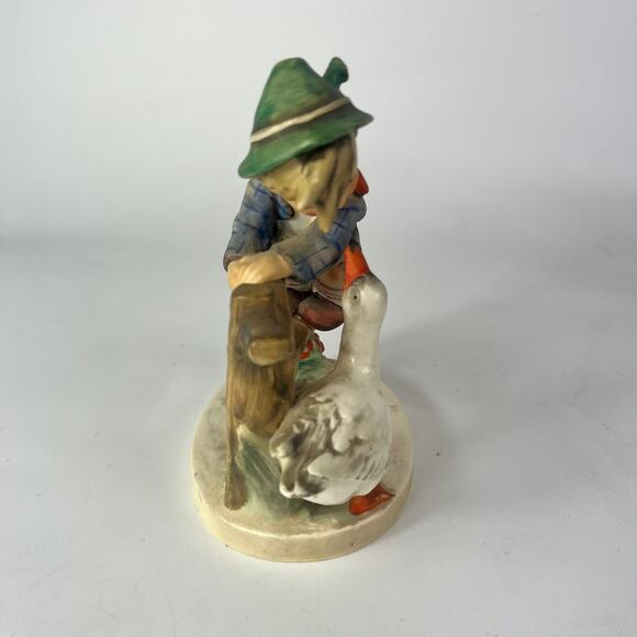 Goebel Hummel Barnyard Hero Figurine Little Boy Geese POOR #195 True Vtg Germany - Picture 4 of 14